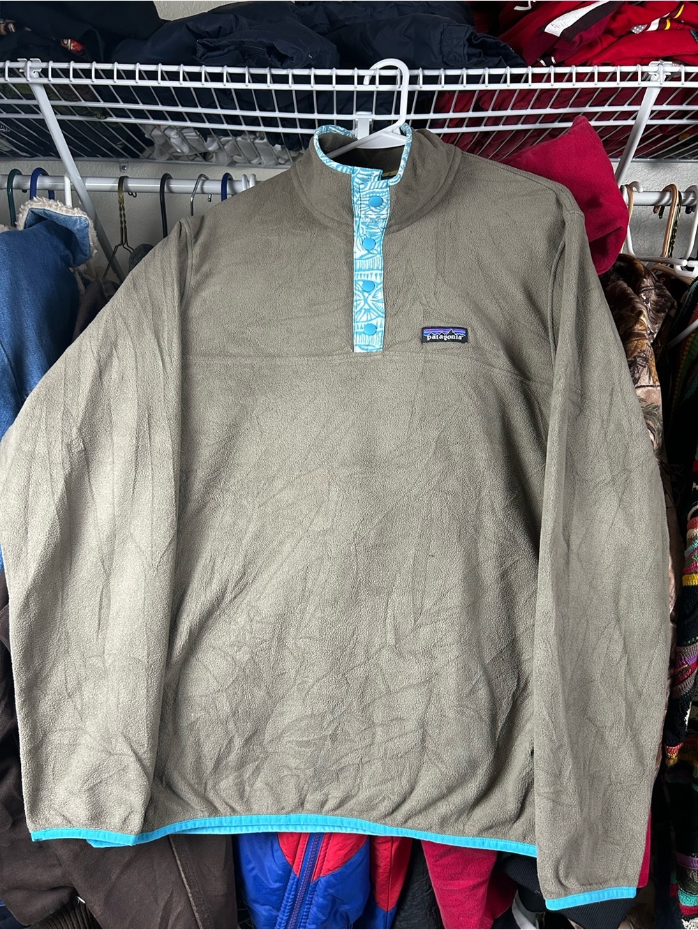 Patagonia brown and light blue Pullover